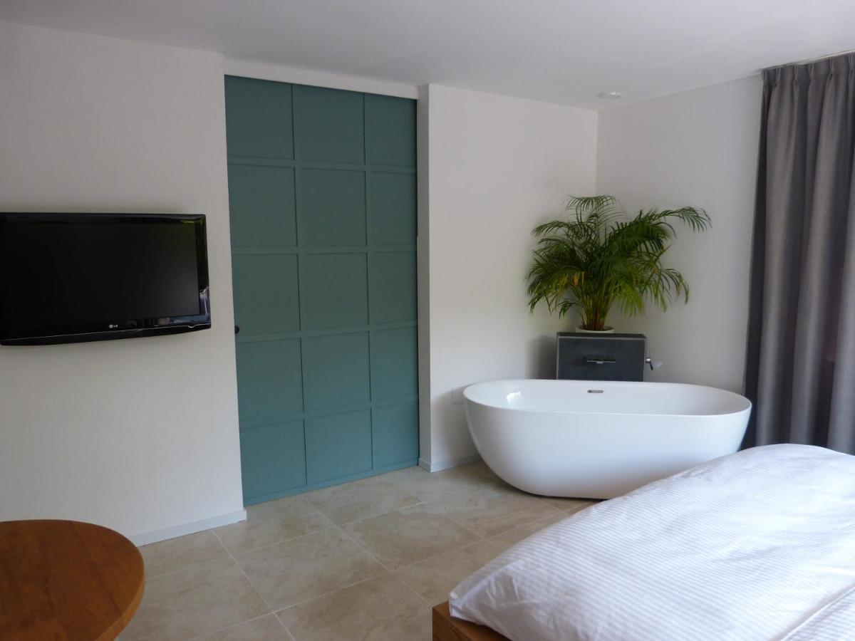 Huize Triangel Apartment Noordwolde  Bagian luar foto